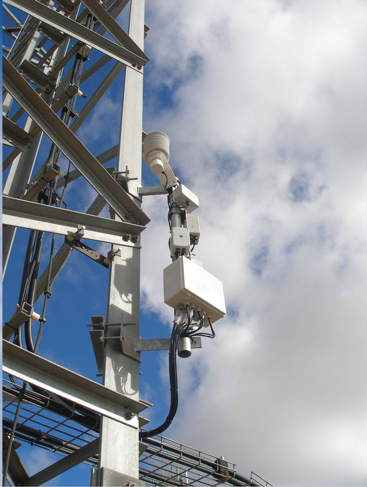 Crosswind protection system for HSR lines.