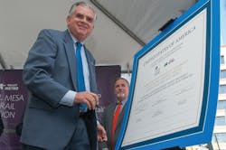 U.S. Transportation Secretary Ray LaHood signs the funding agreement with Valley Metro CEO, Steve Banta U.S. Transportation Secretary Ray LaHood signs the funding agreement with Valley Metro CEO, Steve Banta