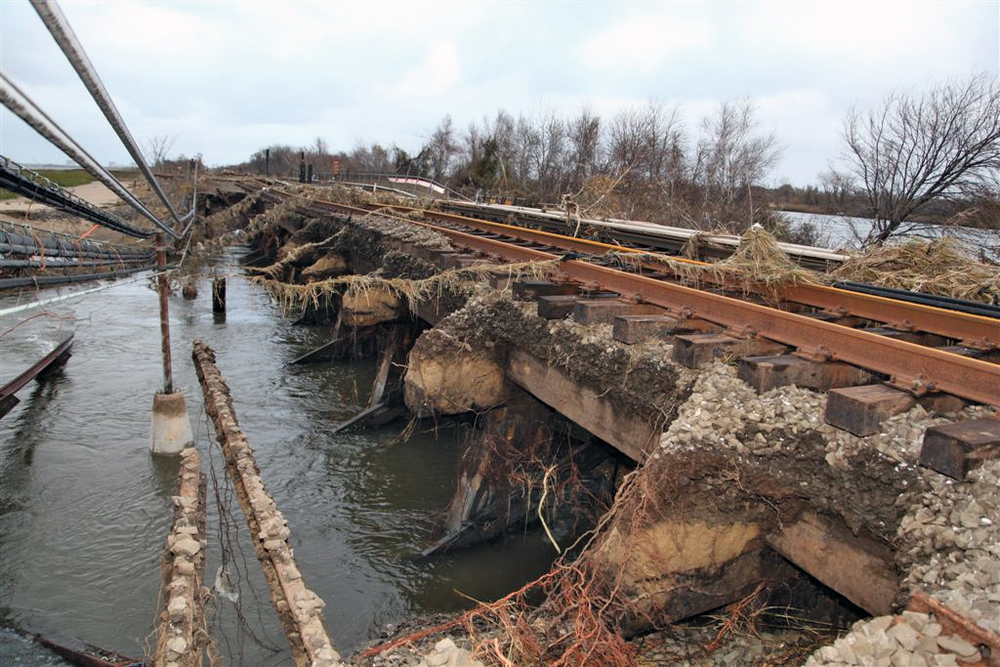MTA Jamaica Bay -- damage on the New York City Subway's Rockaway Line (A train).