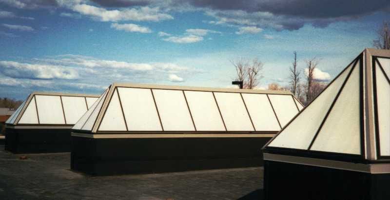 The Duo-Therm25 and Duo-Therm40 insulating translucent daylighting systems integrate multiwall polycarbonate glazing filled with insulating Lumira aerogel to enable you to diffuse and distribute natural light.