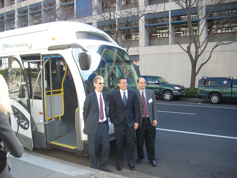 Proterra Inc. and the San Joaquin Regional Transit District (RTD) held an event Thursday, Feb. 28 in Sacramento to formally thank state agencies and the leadership of Gov. Jerry Brown for making the zero emissions battery electric bus a reality in the air pollution challenged San Joaquin Valley.