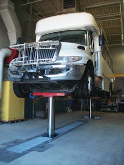 A Stertil-Koni analysis shows changes in in-ground lift technology is reshaping heavy duty fleet maintenance.