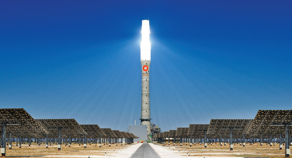 Sener leaders will discuss sustainable infrastructure like the Gemasolar.