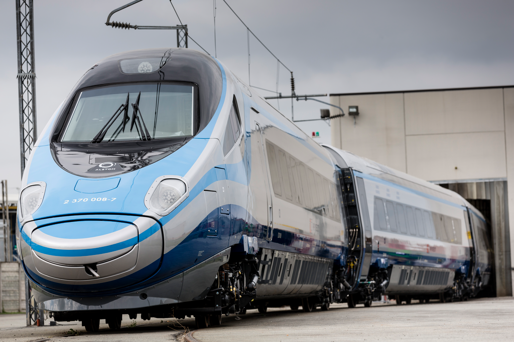 Alstom and Ferrovie dello Stato celebrated the 25th anniversary of Pendolino at Milan&rsquo;s Central Station in Italy.