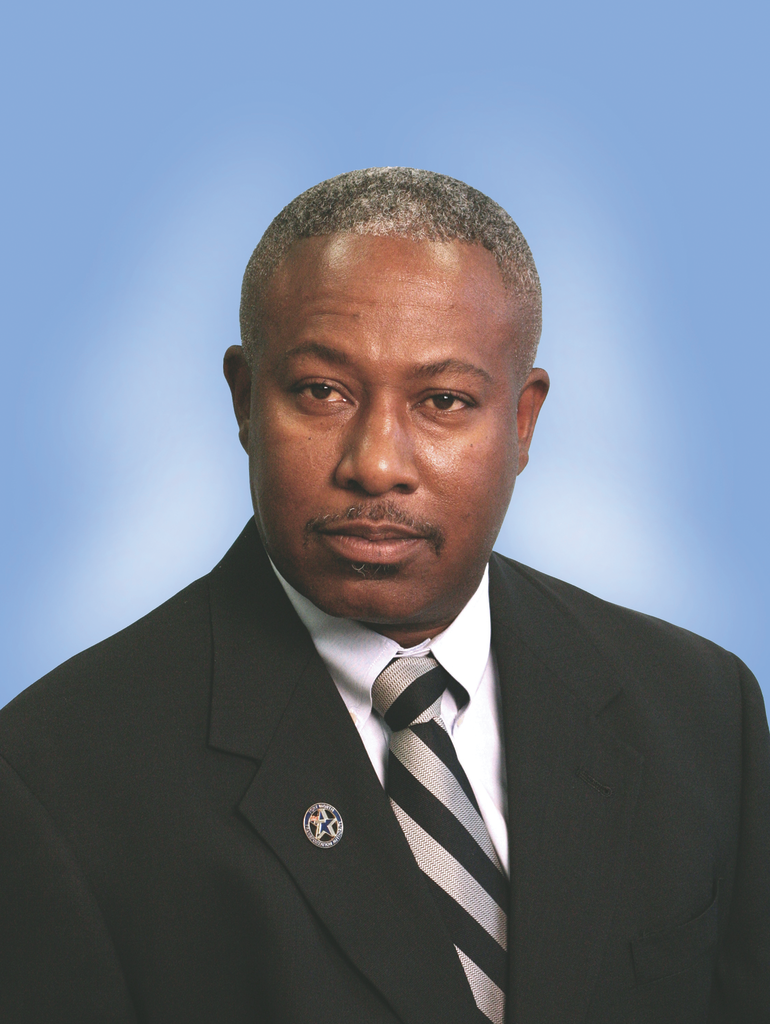 Anthony Johnson will serve as interim president and executive director of the Fort Worth Transportation Authority.