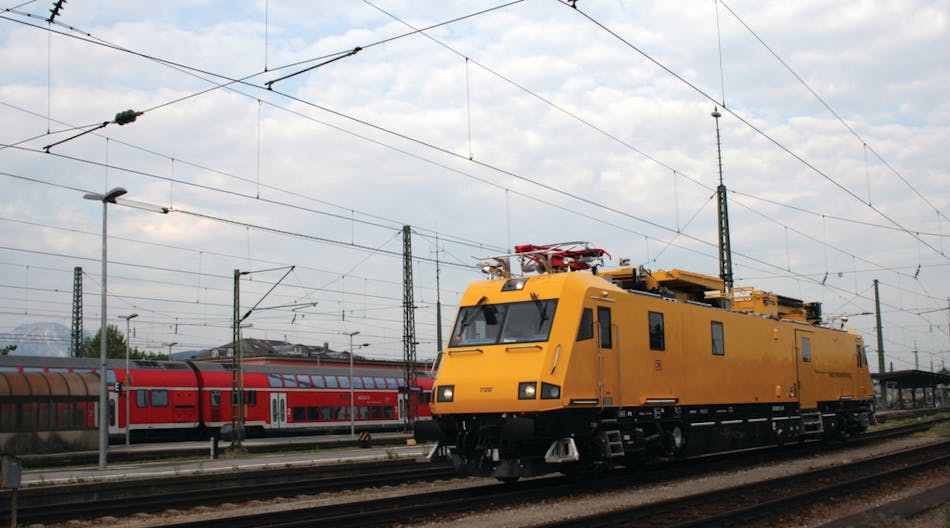 Maintenance vehicle for catenary installations with the DB Netz No. 711207.