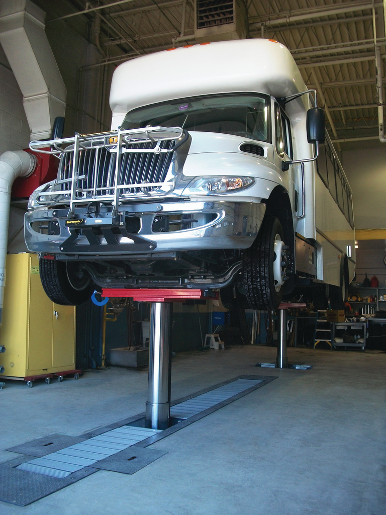 Recent Diamond Lift installation showcases safety of high-load-bearing articulated aluminum covers.