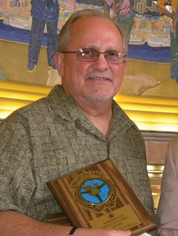 Cincinnati Metro bus operator Ronald Combs will receive the Safe Driver Award of Honor from the National Safety Council. Cincinnati Metro bus operator Ronald Combs will receive the Safe Driver Award of Honor from the National Safety Council.