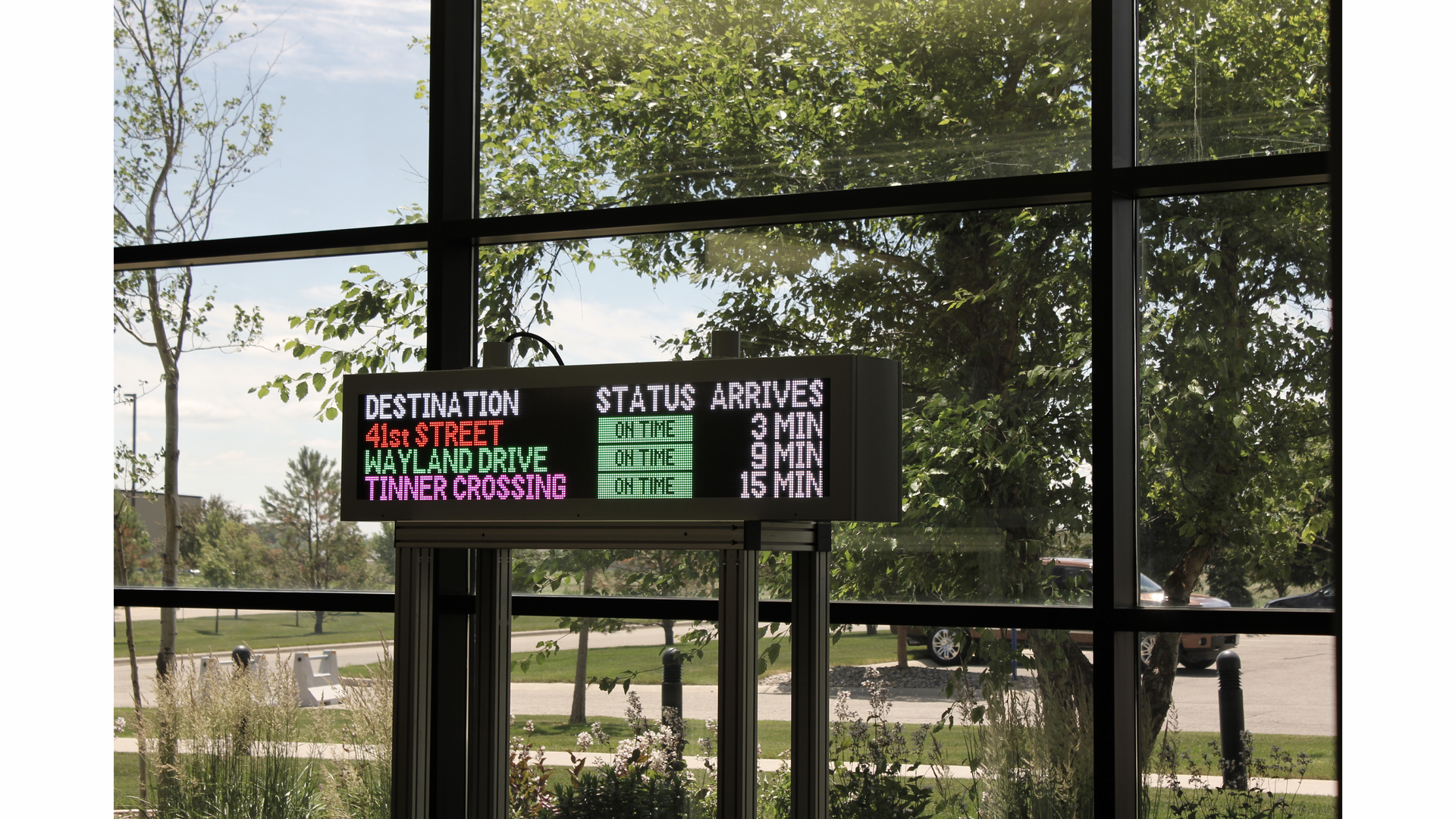 When passengers are trying to figure out how to navigate through a system &mdash;such as schedule or service notifications&mdash; implementing the use of color makes the message easier to comprehend, resulting in a faster response time.