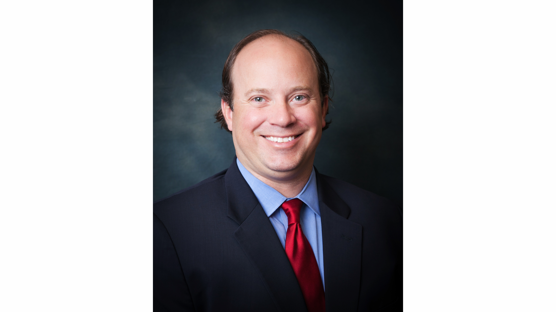 Guy Waits 5437ed902dc31