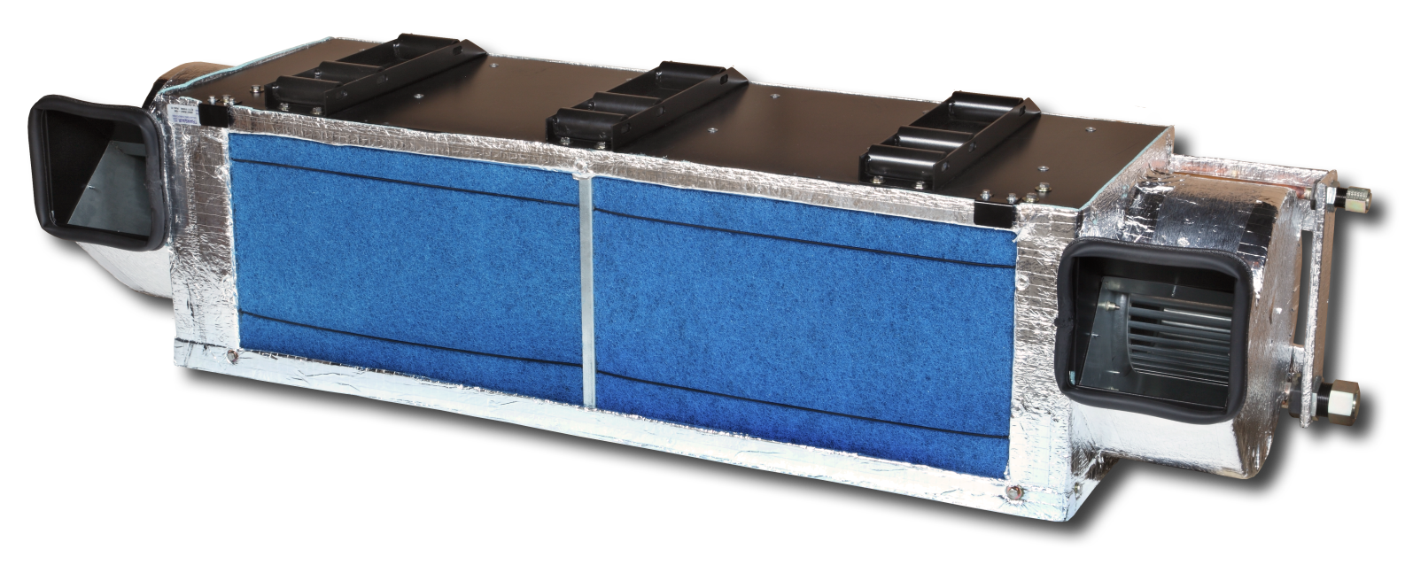 The TA17 can be equipped with an optional R120 rooftop condenser, is compatible with all OEM supplied ducts, and also can be mounted in freeblow configuration.