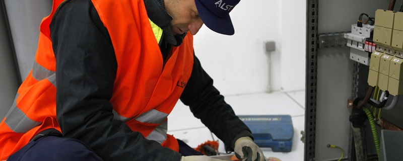 Under this new contract, Alstom is in charge of the supply, installation, testing and commissioning of 110kV cabling incoming from the grid (incl. civil works), 2x GIS(3) 110kV Intake Power Substations and their associated Power Transformers 110kV/33kV, and 33kV/415V Auxiliary Transformers.