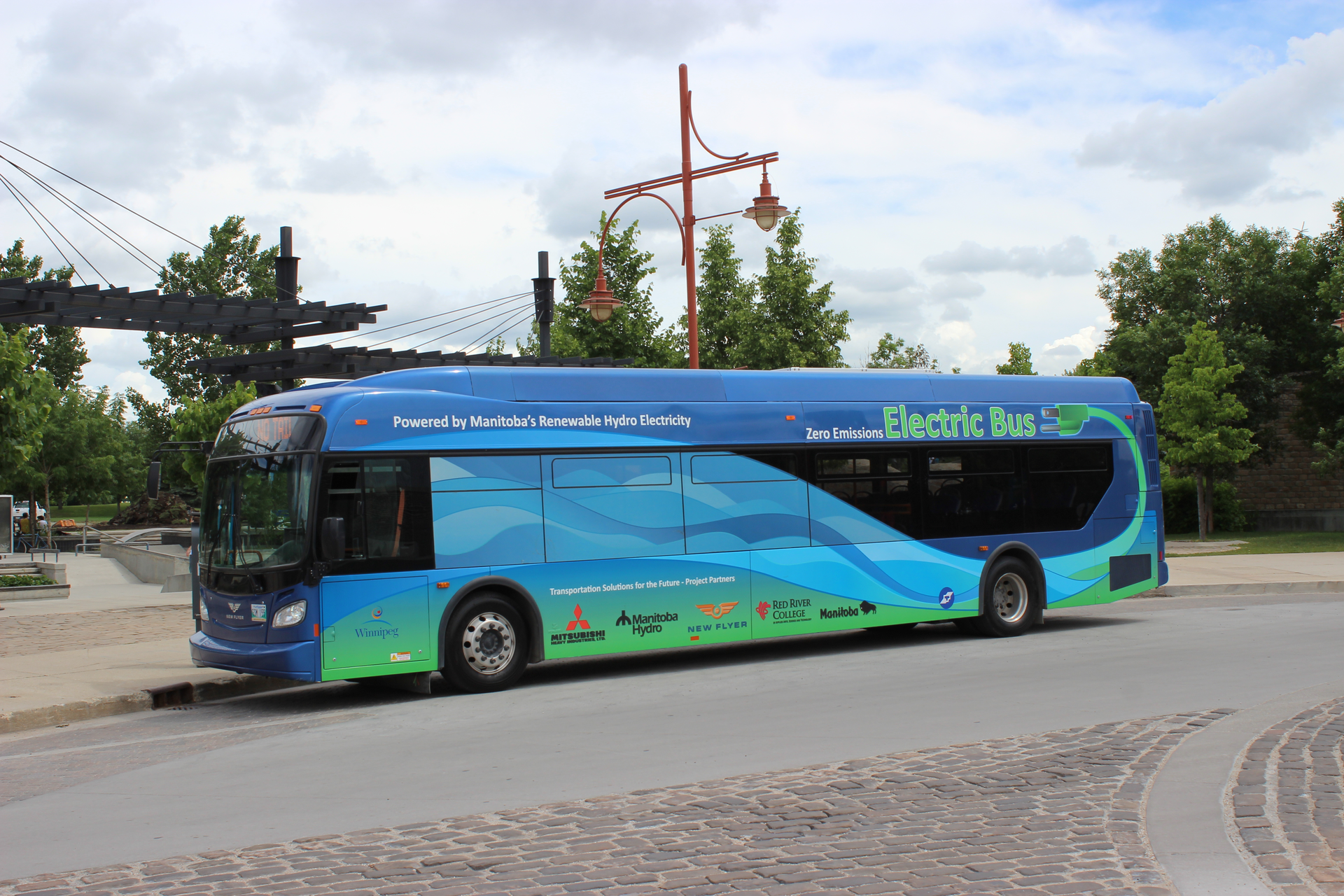 A consortium of companies and public partners were able to launch the first electric bus route in Winnipeg in November.