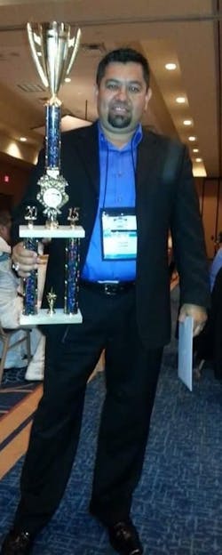 Ramon Farfan 552d39bc227a9 Ramon Farfan 552d39bc227a9