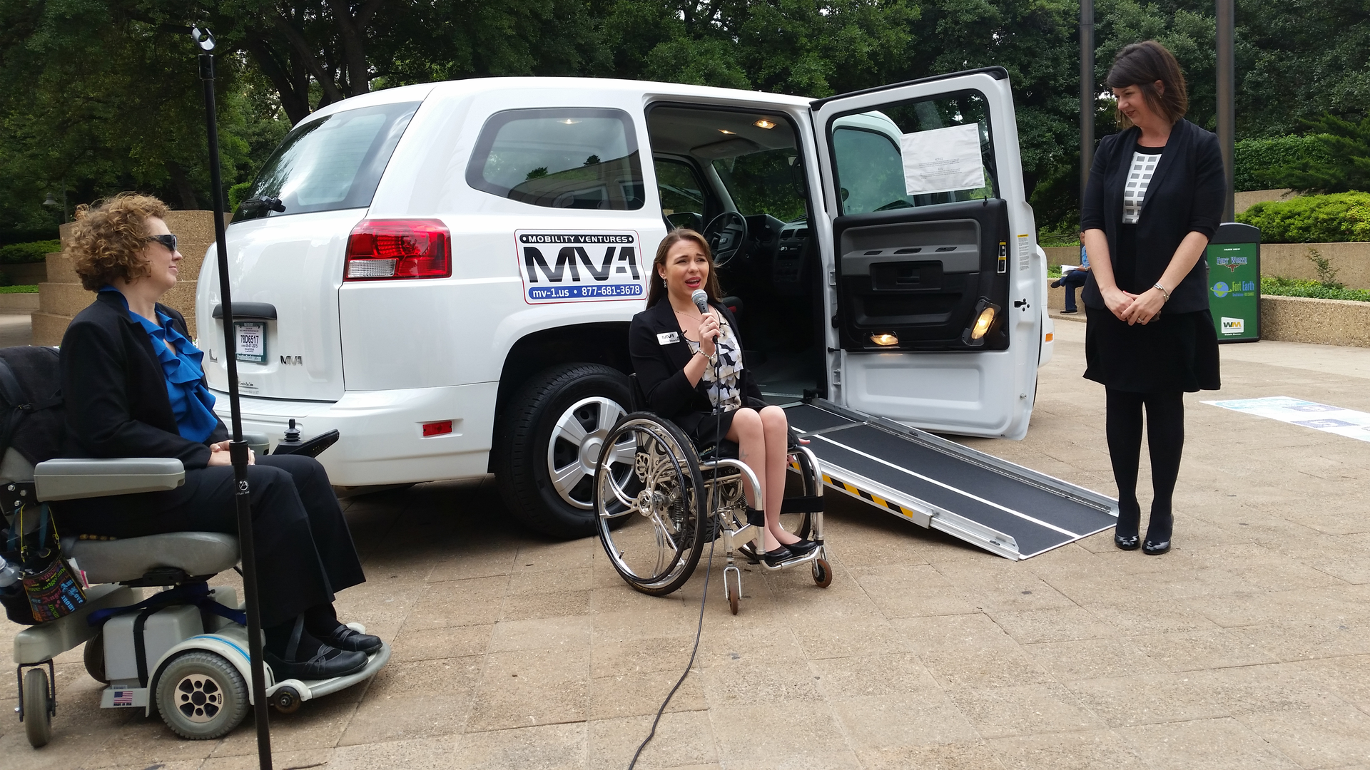 C MV Rhodes 554bb9ae7e702