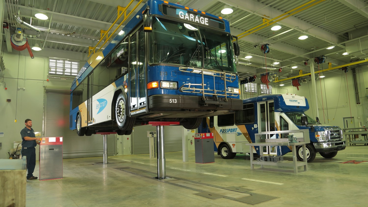 LeeTran 557ef3706e9d7