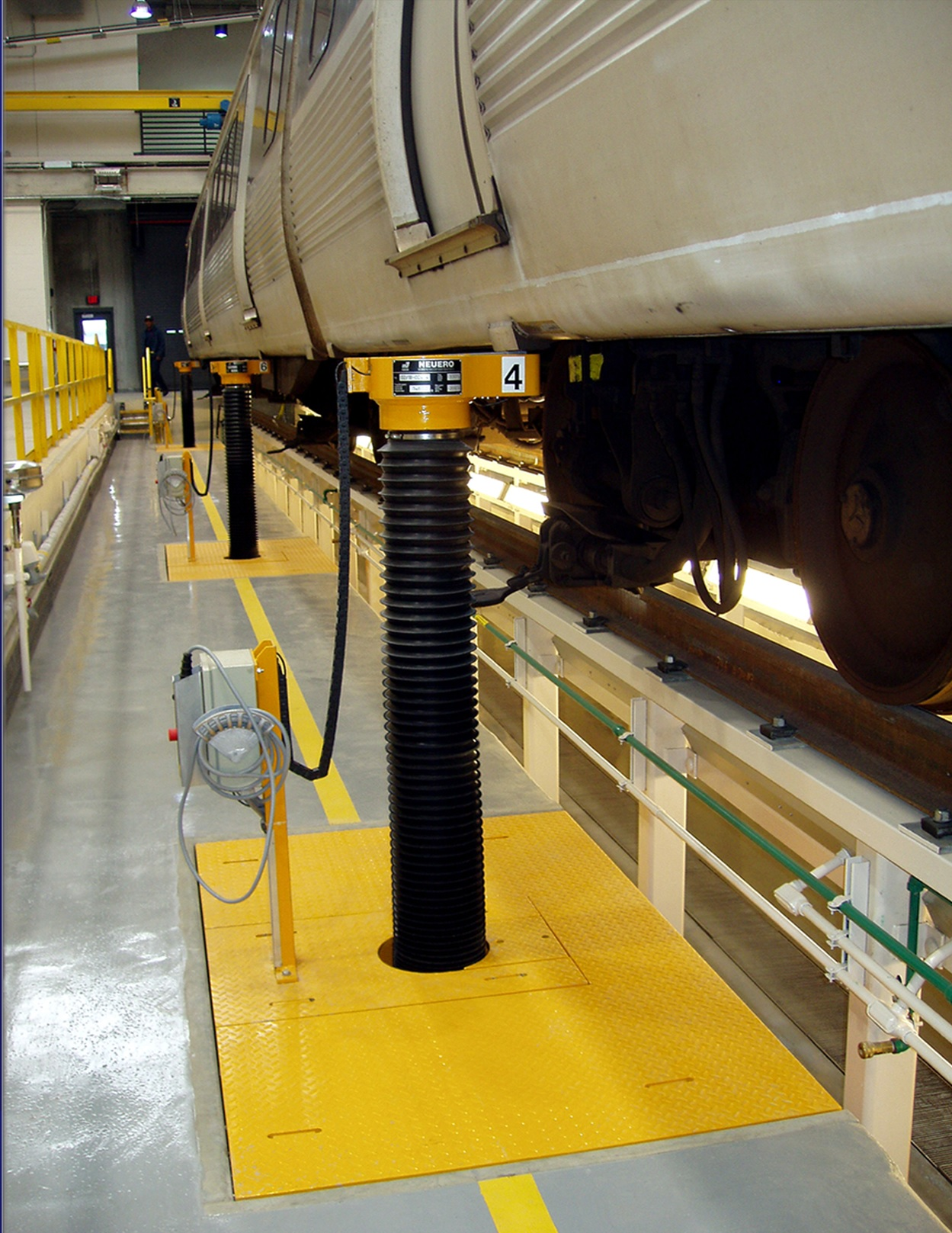 MASS TRANSIT Zuehlke email re additional pictures for railquip attachment 1 55a7d97b91bdf