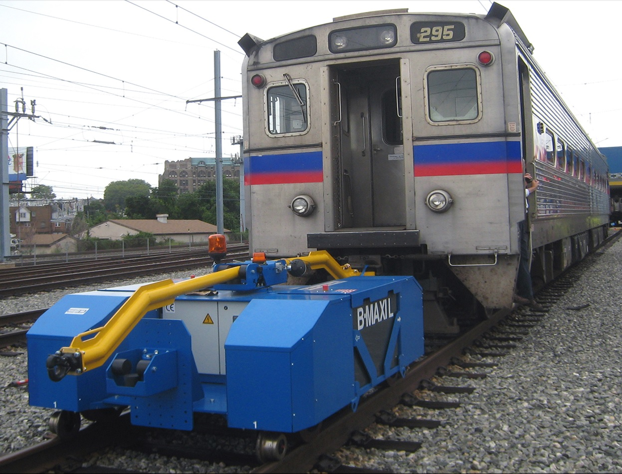 Battery Powered Railcar Mover (330 Ton Capacity) Mass Transit