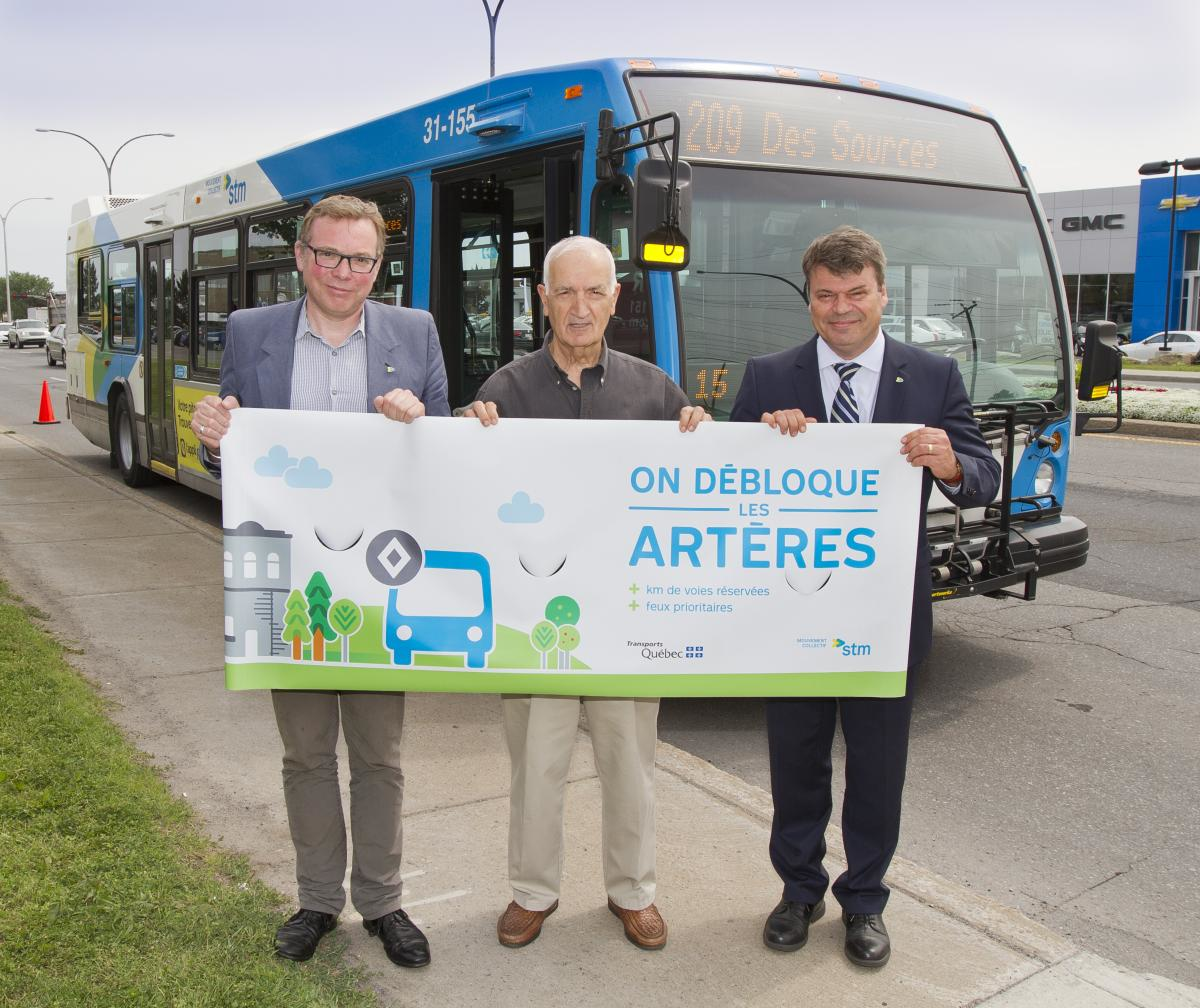 Philippe Schnobb, pr&eacute;sident du CA, STM; Kelly Thorstad-Cullen, conseill&egrave;re municipale; Marc B&eacute;langer, directeur Planification et d&eacute;veloppement des r&eacute;seaux.