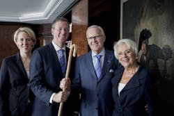 Handing over the baton: Philip Harting (second from the left) succeeds his father Dietmar Harting as Chairman of the Board. Handing over the baton: Philip Harting (second from the left) succeeds his father Dietmar Harting as Chairman of the Board.