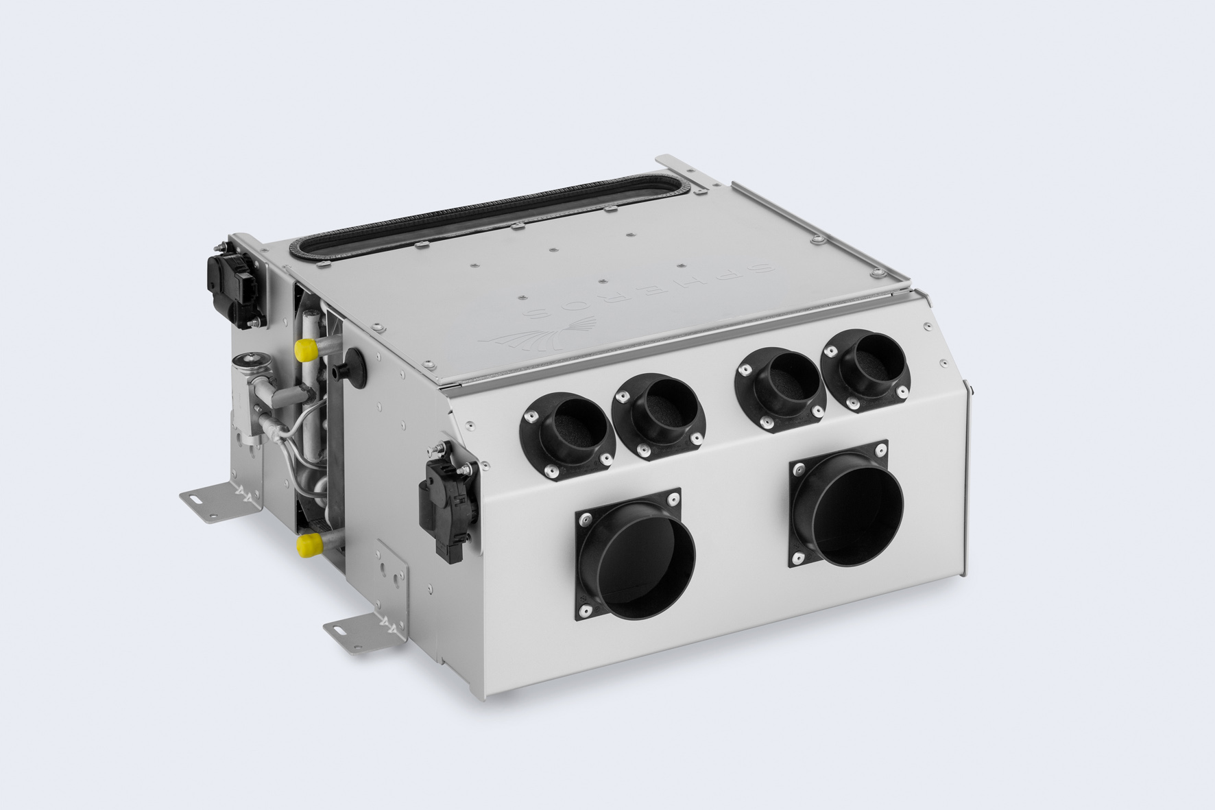 The new Spheros aluminium frontbox for climate control in the driver&rsquo;s compartment.