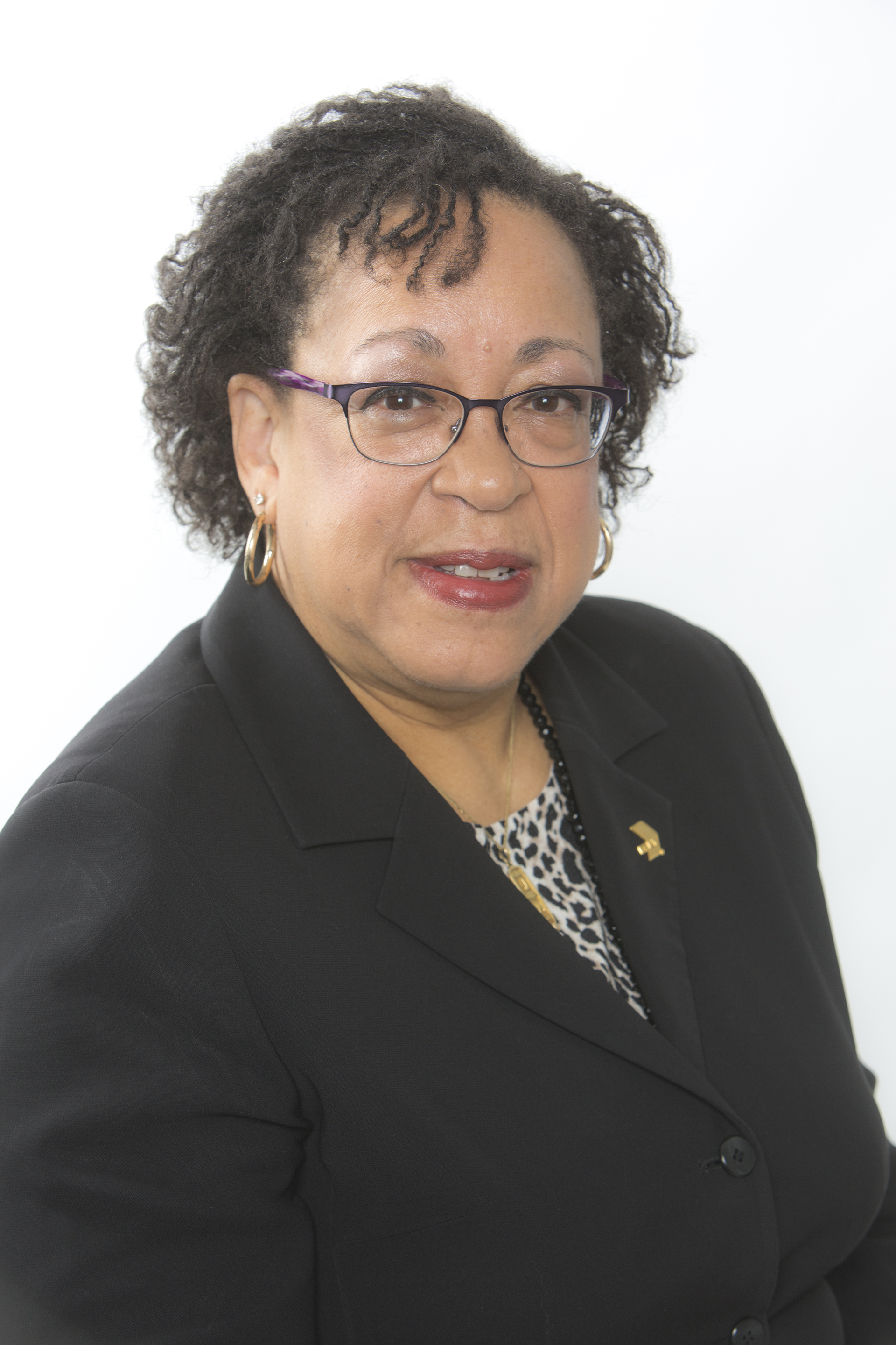 Orr holds a Bachelor of Arts degree in psychology and a masters in social work from Rutgers University.