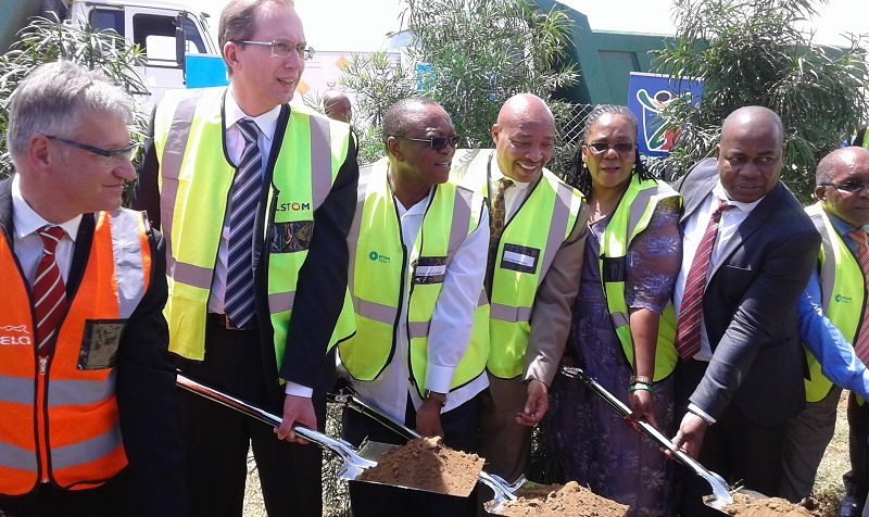 Soil turning in Dunnotar, (from left to right) Marc Granger (Gibela&rsquo;s CEO), Henri Poupart-Lafarge (Alstom&rsquo;s Chairman and CEO), Dr Popo Molefe (PRASA&rsquo;s Chairman), Nathi Khena (PRASA&rsquo;s acting CEO), Ms. Dipuo Peters (South African Minister of Transport).