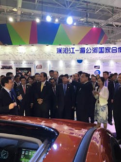 By Dauto 56fd761578d7d By Dauto 56fd761578d7d