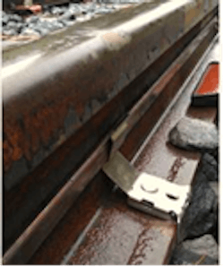 clip attachment to rails 56df2c211628b