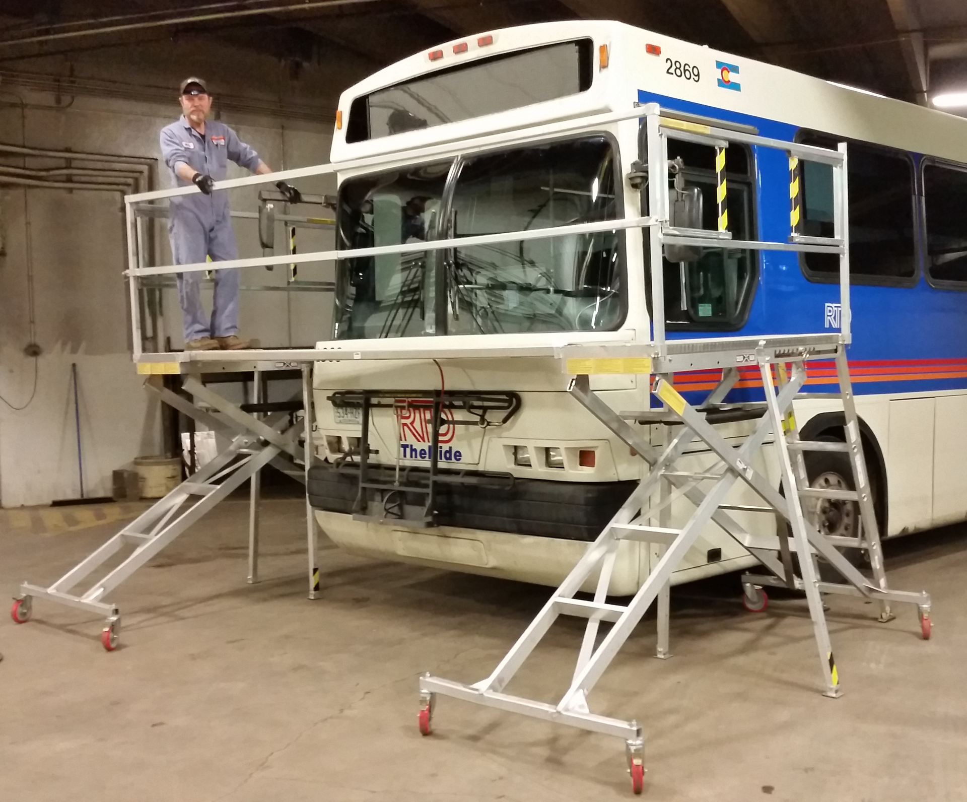 Front End From Corner Cropped 57193ef039a28