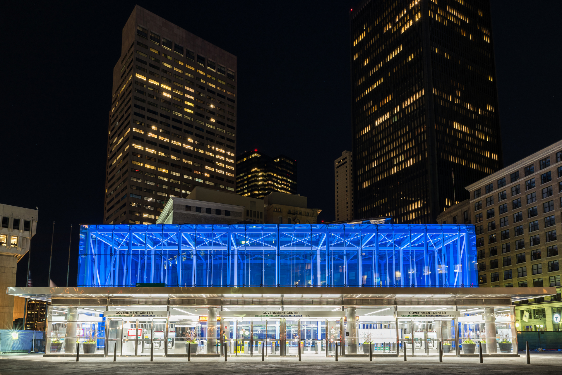 Usr1023109 093222 Mbta Govt Center Station Night March2016 65066618 Dsc 60693 56fe81205240e