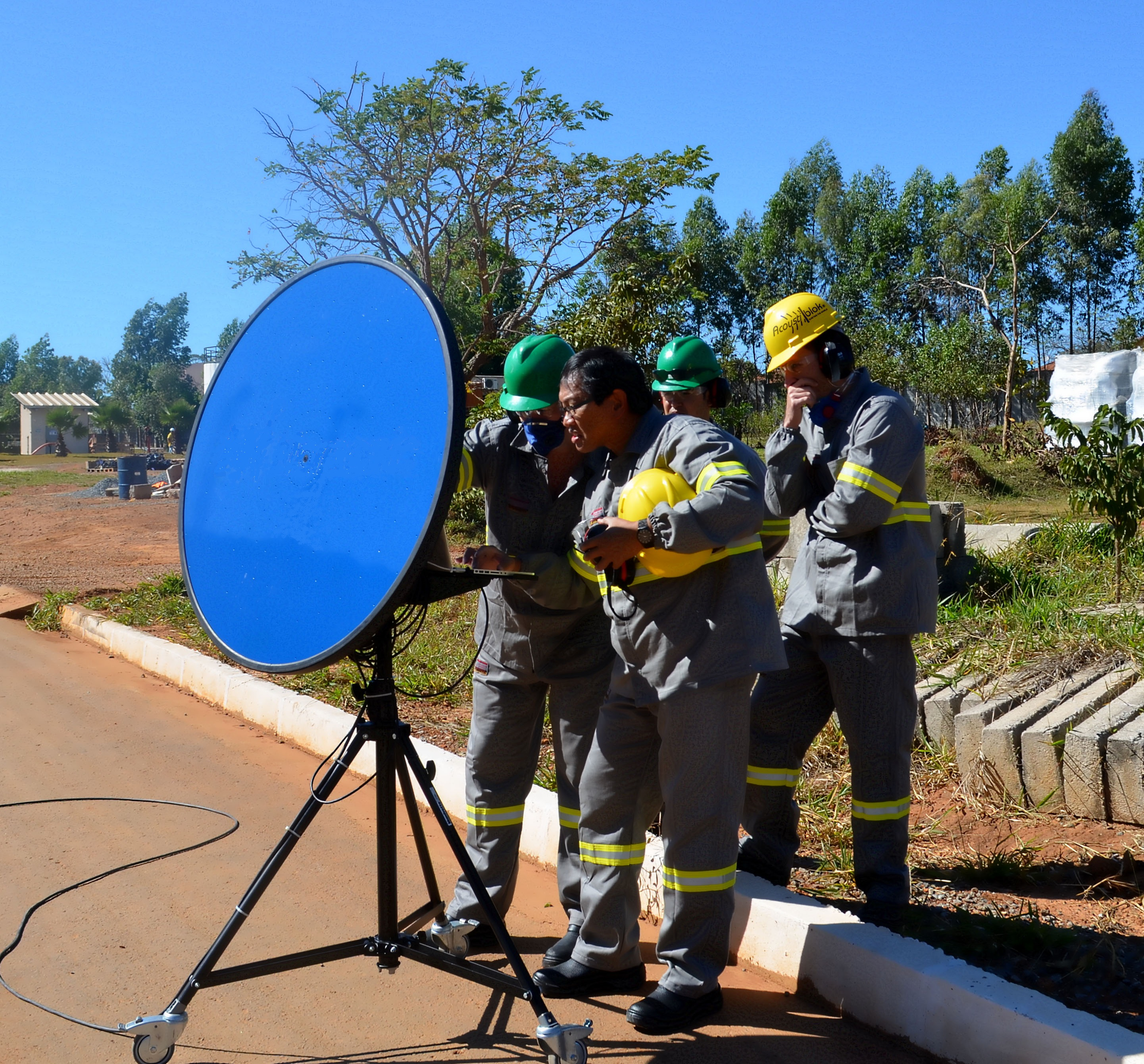 Consultants and staff viewing the results of ARTVIS system.