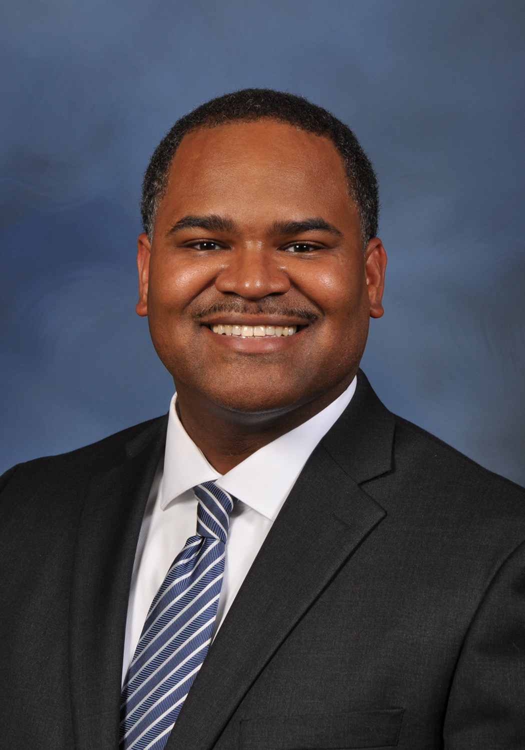 Peters Demarcus 5767e01ee003a