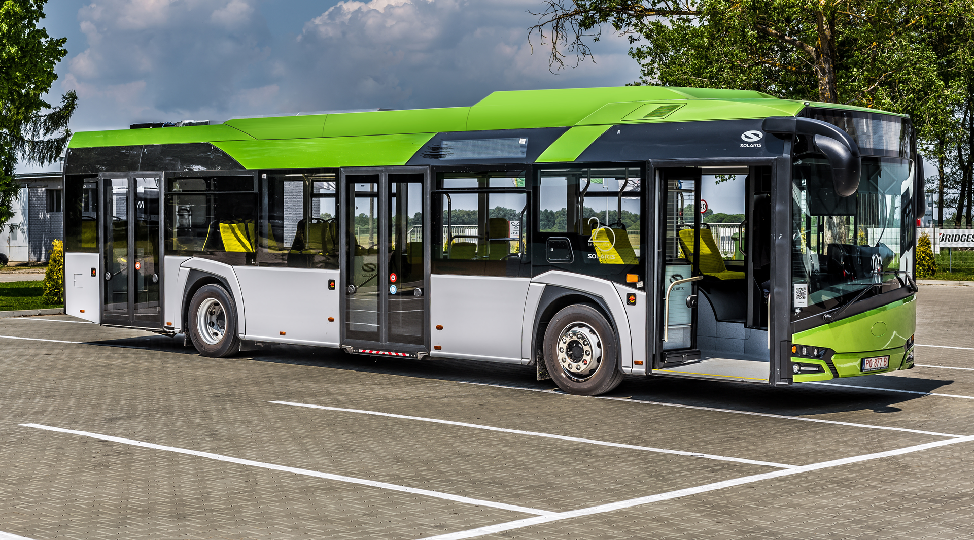 New Solaris Urbino 12 Hybrid 57d6acc84933b
