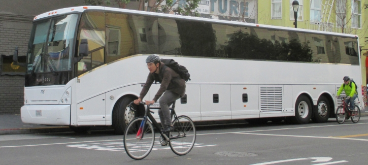 Google Bus 002 0 57debadc0aa7e