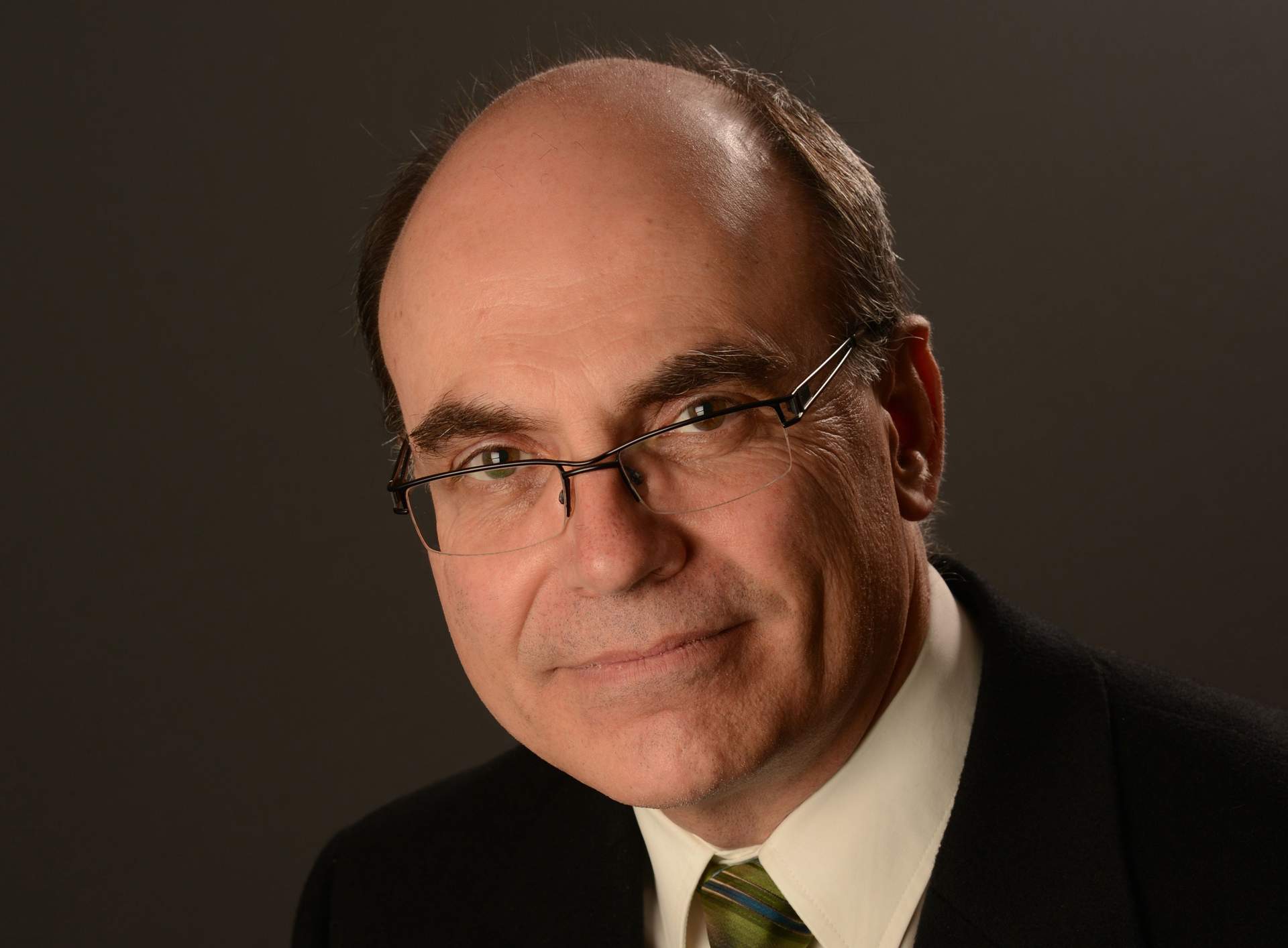 Fred Andersky is director, Customer Solutions for the Controls Group and director of Government & Industry Affairs at Bendix Commercial Vehicle Systems LLC.