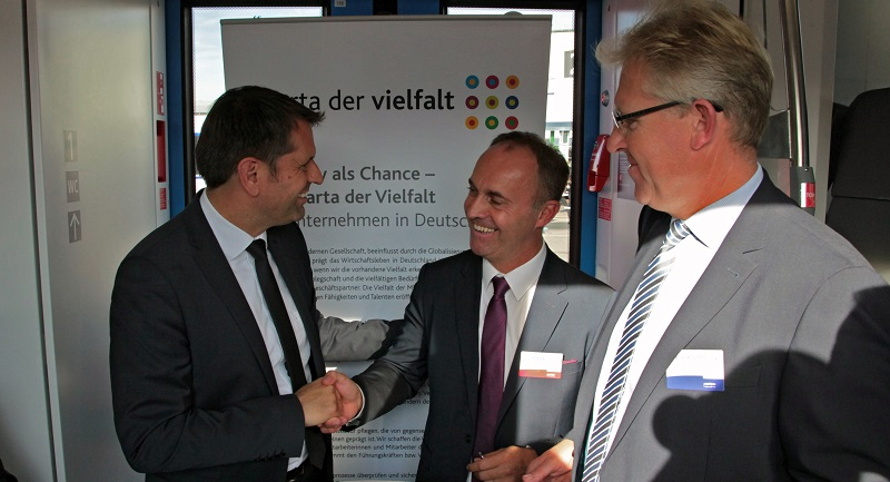 20170112 Minister Lies o 800x320 58795716acc09