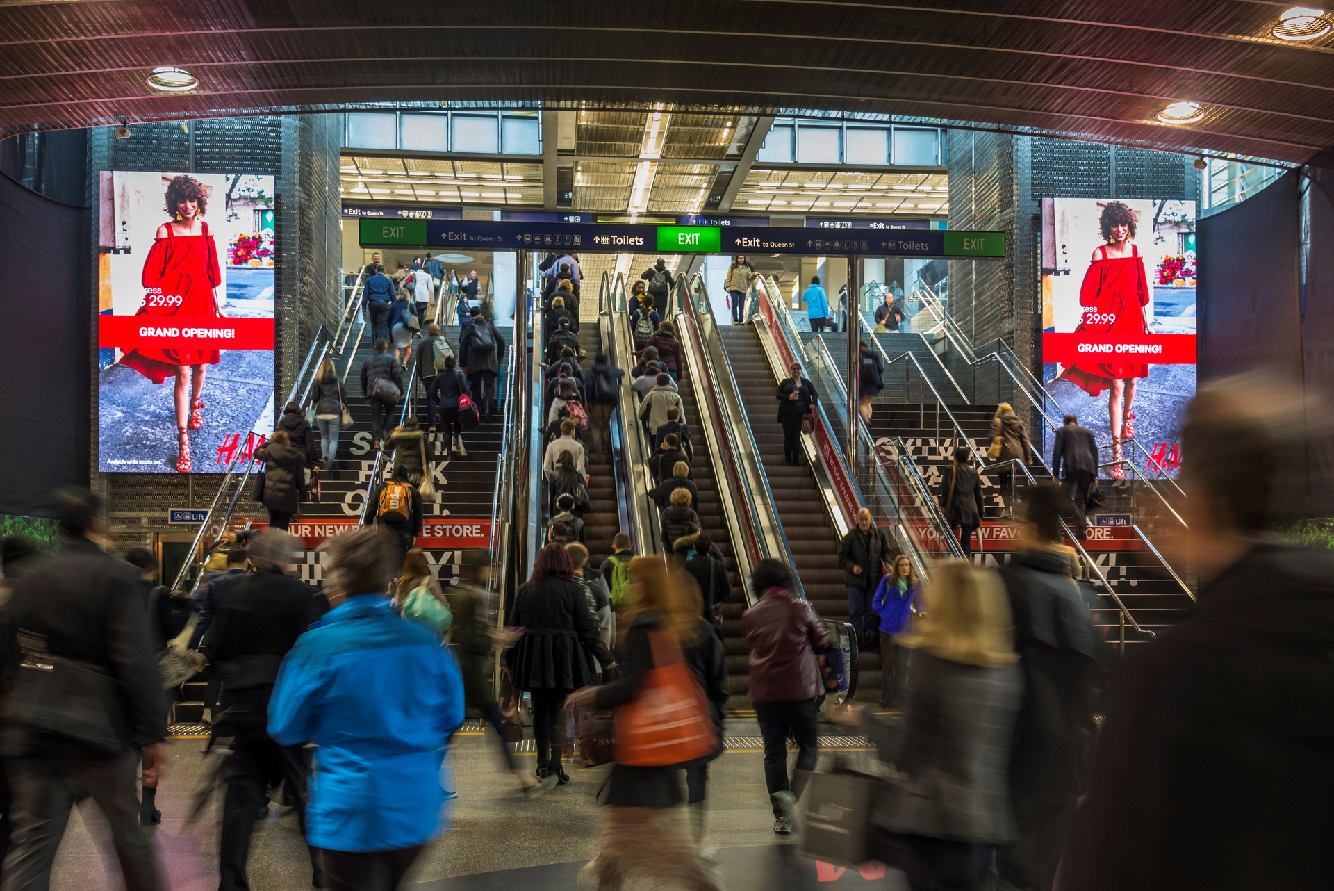 The &ldquo;Britomart Towers&rdquo; are a galvanizing pair of premium 6mm NanoSlim digital displays. They are placed on either side of the main commuter escalators in Britomart Transport Centre, a busy transportation hub that combines a bus interchange with a railway station in Auckland, New Zealand.
