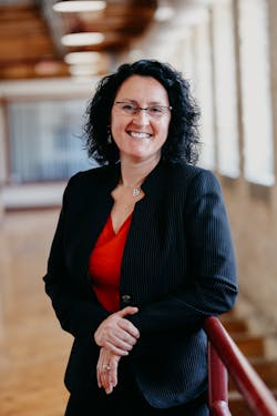 Lisa Ives. Lisa Ives.