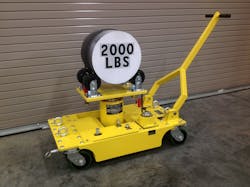 Tower Jack lowered with handle at angle. Tower Jack lowered with handle at angle.