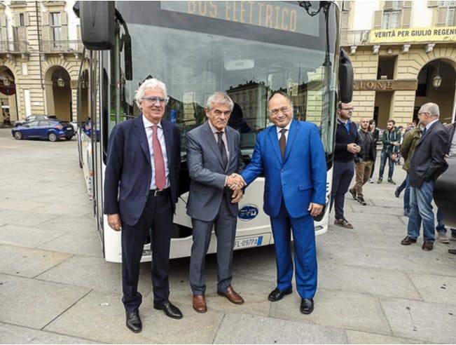 From left to right: GTT&apos;s President and CEO Walter Ceresa, President of the Piedmont Region Sergio Chiamparino and Isbrand Ho, managing director of BYD Europe.