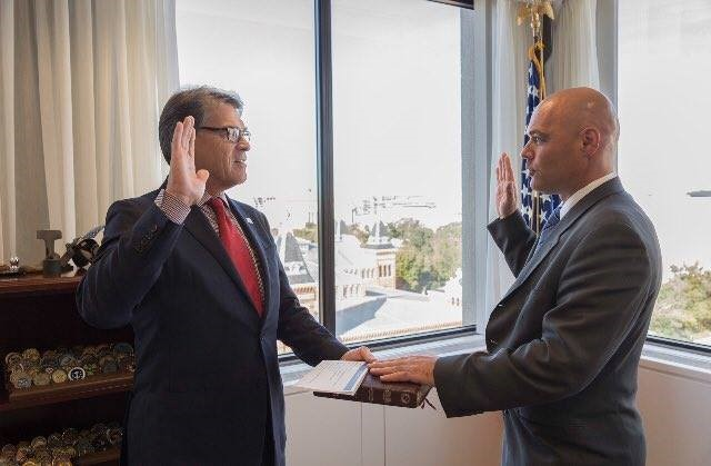 US Department of Energy Secretary Rick Perry swears in Bruce J. Walker, Assistant Secretary for the Office of Electricity Delivery and Energy Reliability.