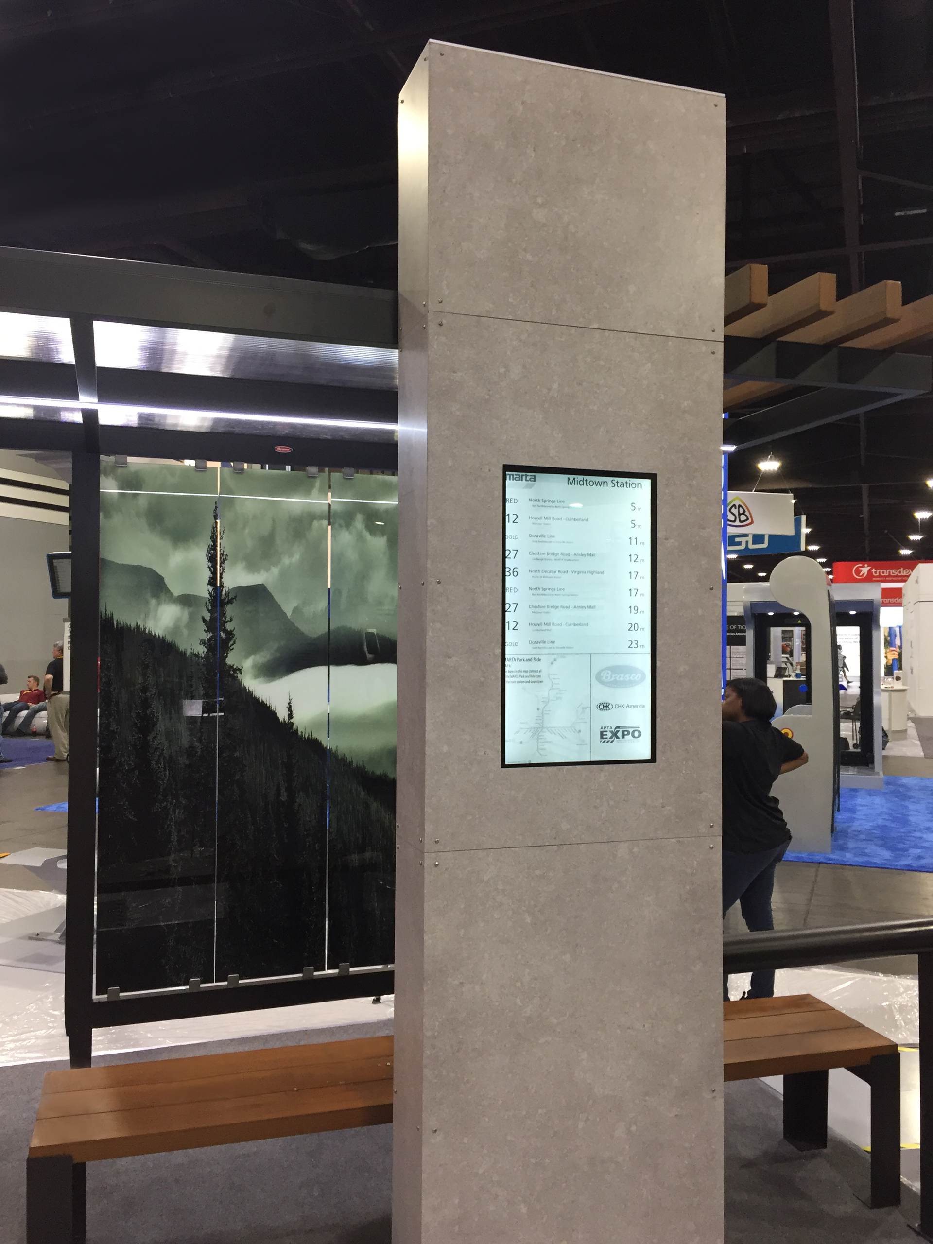 32-inch Connectpoint Digital Bus Stop.