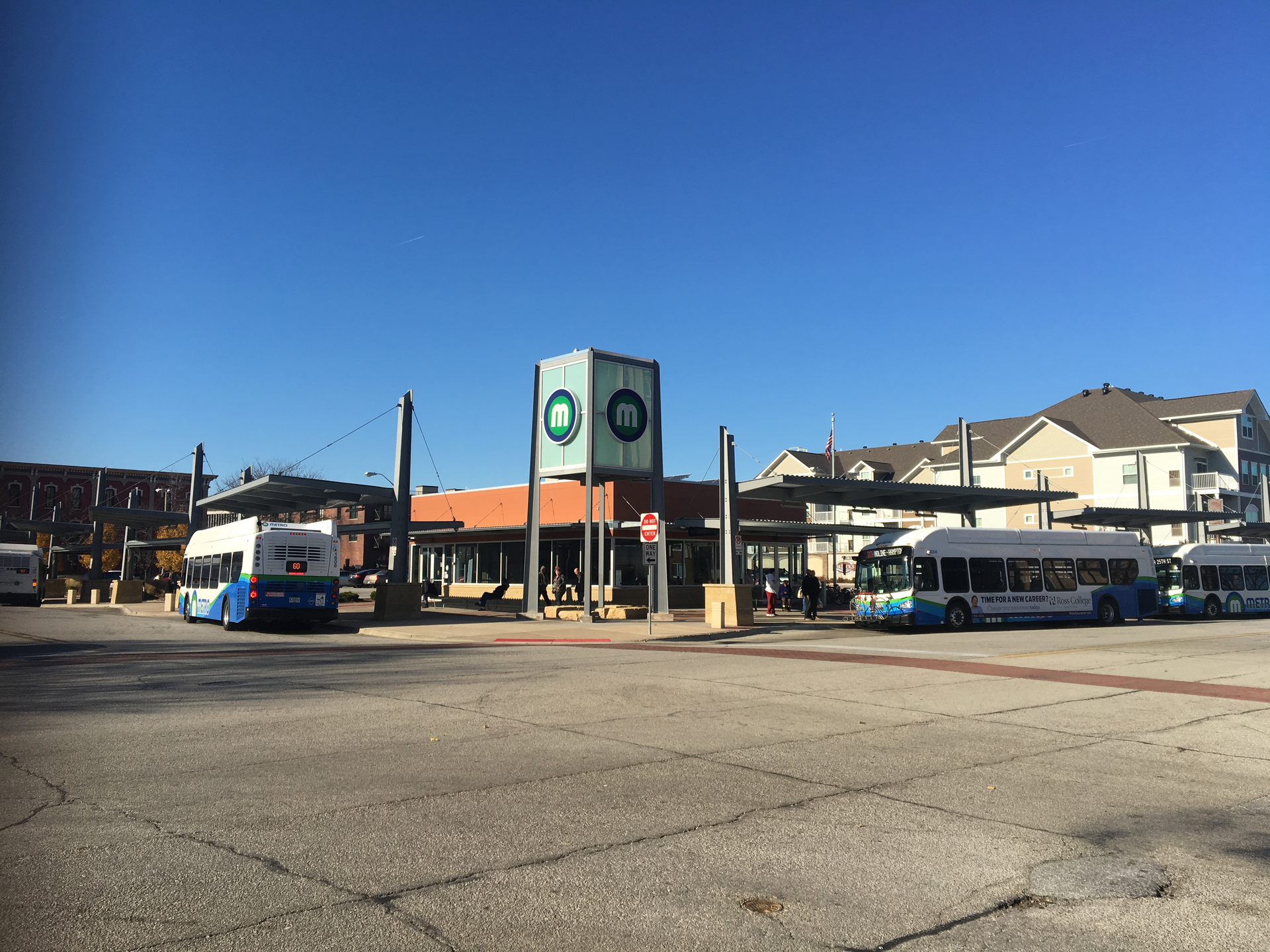 The Metro downtown Rock Island, Illinois District Station has achieved LEED Gold status.