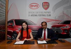 Left to right: Sherry Li, BYD&rsquo;s general manager for global branding and PR, and Vinai Venkatesham, chief commercial officer at Arsenal Football Club.