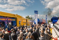 The Outdoor Display is the highlight of every InnoTrans. Vehicles will be presented on tracks which are located directly adjacent to the exhibition halls. From high-speed trains to hybrid locomotives; from road-rail vehicles to trams &ndash; this is where manufacturers present their new products to the trade public.