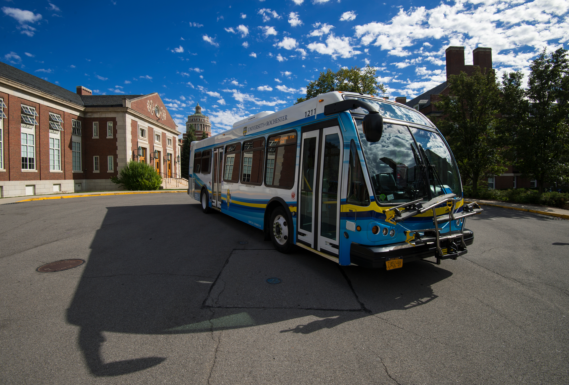 First Transit announced that the University of Rochester has extended its contract to operate and provide maintenance for all university shuttle operations.