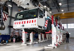 Stertil-Koni has announced that it will once again sponsor National Lift Week. Stertil-Koni has announced that it will once again sponsor National Lift Week.