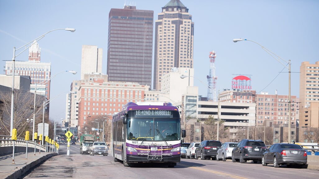 Dart New Buses 2 180412 0519 Credit Des Moines Dart
