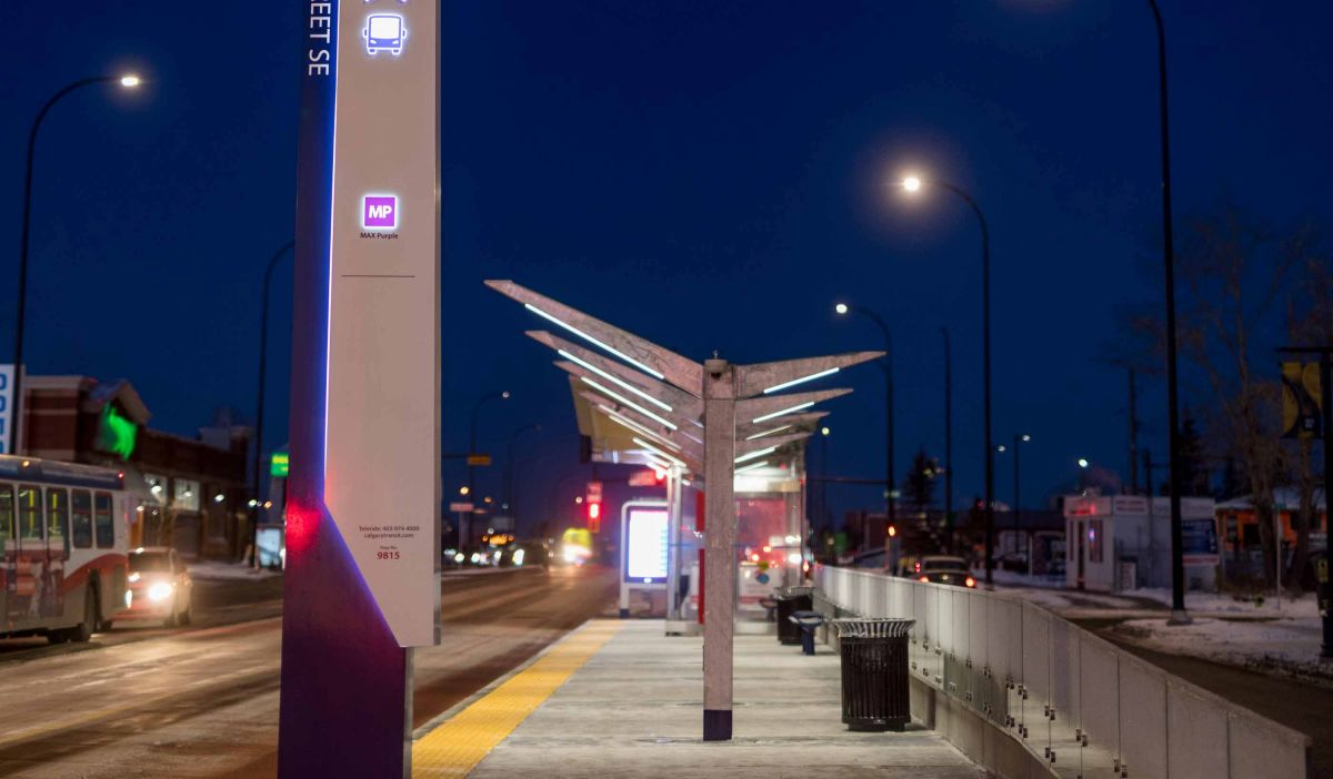 Stantec worked with GEC Architecture to design stations using a &ldquo;kit of parts&rdquo; approach, allowing the same components to be used on a variety of scales of stations across the City&rsquo;s BRT system. The MAX Purple stations include heated shelters, real-time information, security and future allowances for off board fare payment. Photo credit: Jaime Vedres.